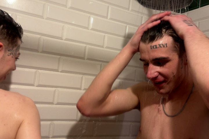 19yr old Newbie &#x1F607; Throats Monster Cock &#x1F445;