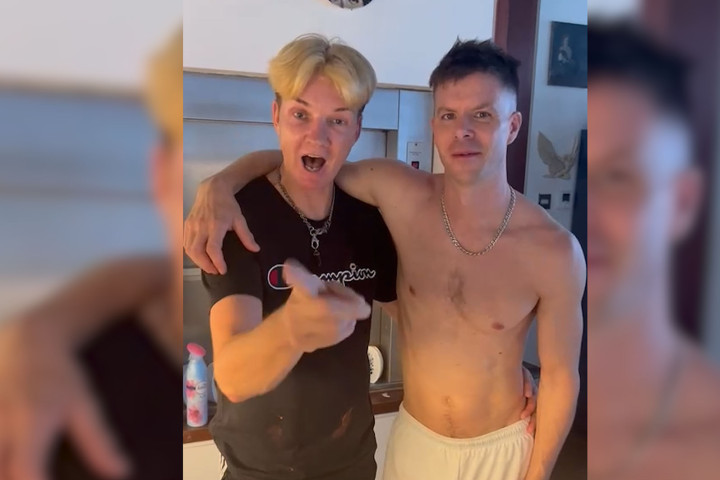 POSTING LIVE online 70 Anonymous fuck n go Guys Cum-Dump 21yr Chav lad open &#x1F6AA; door