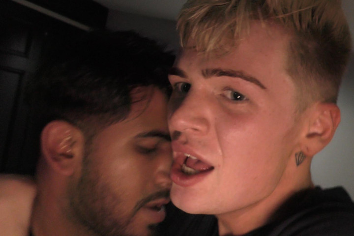 Impulsive Blindfolded horny 19yr &#127482;&#127480; offered out to 12+ Guys @BB open &#128682; Party