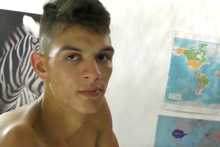 DROP DEAD Gorgeous Boy 😇 fucks his 10" 🐓 RAW creampieing my bum 👀